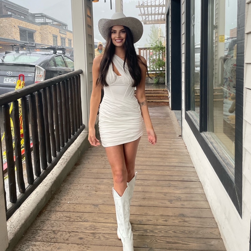 BillinI White Cowgirl Boots